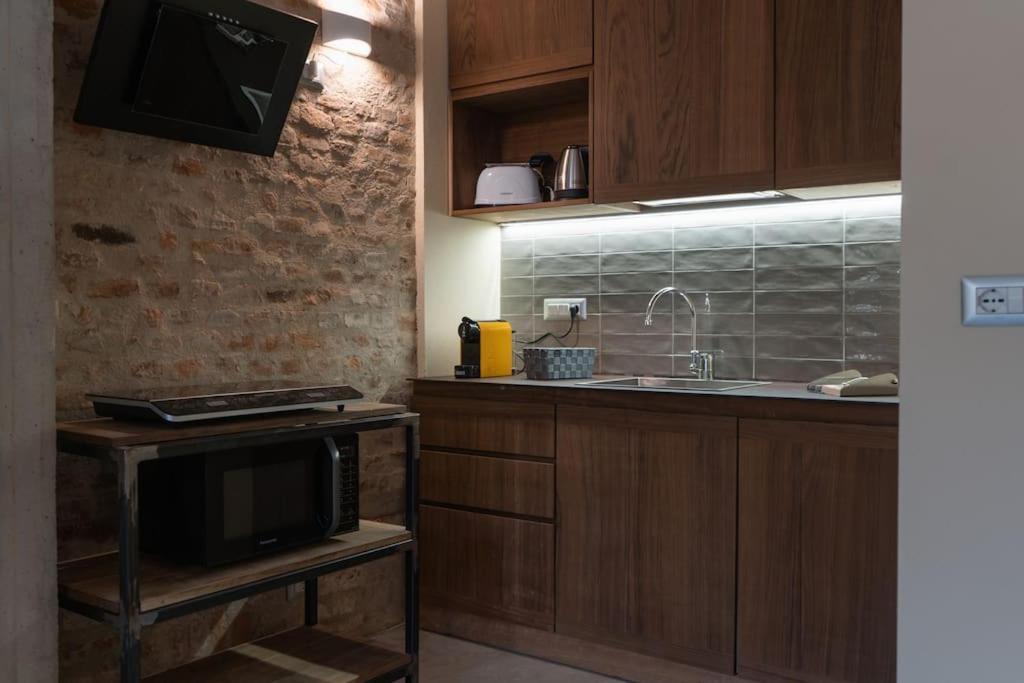 Centro Storico Recinto Dei Nobili 1 - Private Parking Apartment *